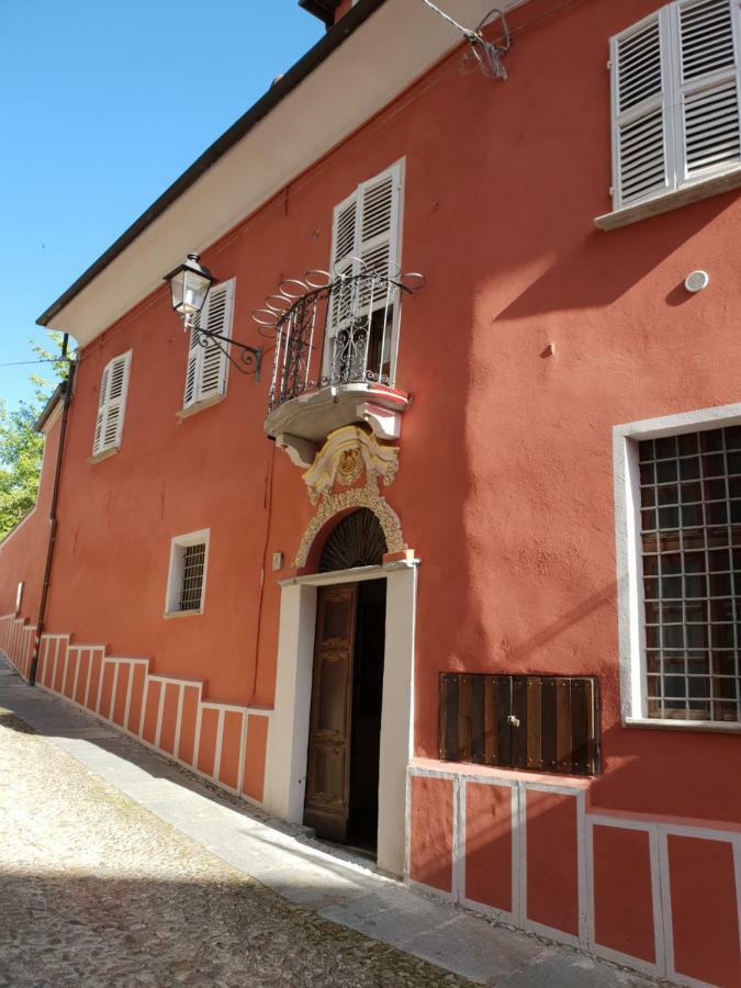 אפרטהוטל קוסטיליולה ד'אסטי La Rocca Di Efisio מראה חיצוני תמונה